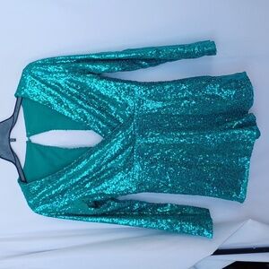 D & M Turquoise/Green sparkly sequin romper, Sz M, 18" PTP, 15" W, 29" L